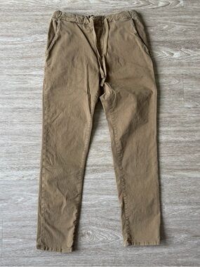 MOTHER denim Tan Drawstring Chinos for Men - the spring shaker prep